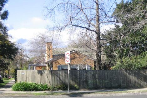 377 Warrigal Rd, Burwood, VIC 3125