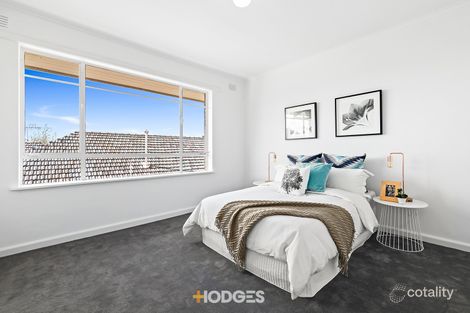 Property photo of 18/27 Wallace Avenue Toorak VIC 3142