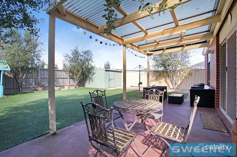 Property photo of 13 Aberfeldie Way Caroline Springs VIC 3023