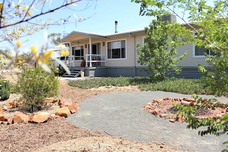 Property photo of 25 Singleton Drive Cobar NSW 2835