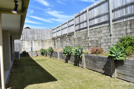 Property photo of 24 Dobinson Street Bucasia QLD 4750
