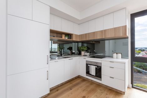 Property photo of 24/8-18 Whitehall Street Footscray VIC 3011
