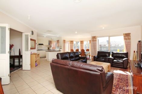 Property photo of 25 Loddon Drive Taylors Hill VIC 3037