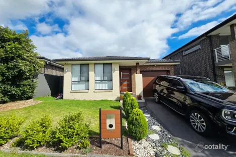 39 Foxall St, Grantham Farm, NSW 2765