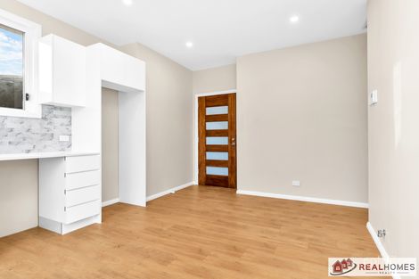 18a Wattlecrest Pl, Glenmore Park, NSW 2745