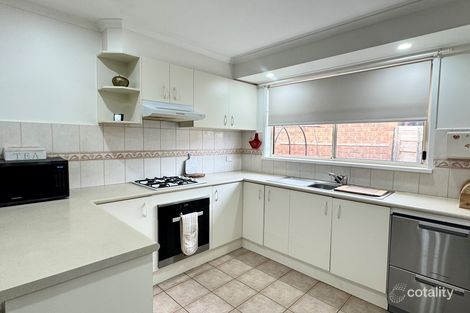 Property photo of 8 Wanderer Court Berwick VIC 3806