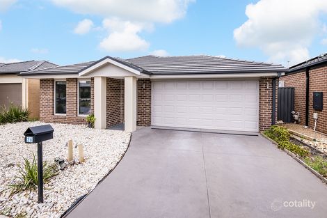 Property photo of 26 Canmore Street Cranbourne East VIC 3977