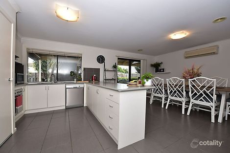 Property photo of 4 Emerald Rise Skye VIC 3977