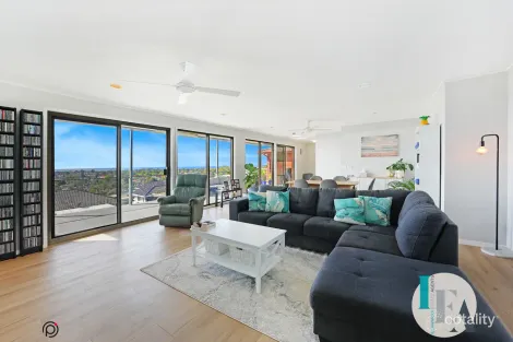Property photo of 40 Cuthbert Drive Mount Warrigal NSW 2528