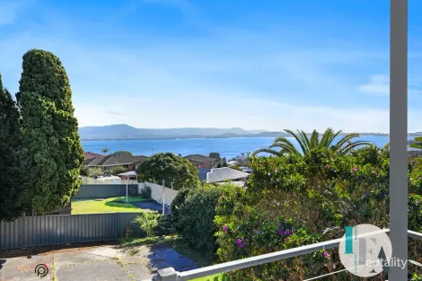 Property photo of 40 Cuthbert Drive Mount Warrigal NSW 2528