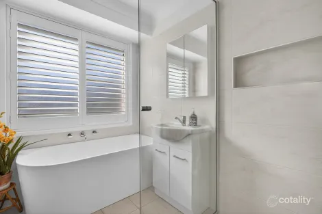 Property photo of 42 Sanctuary Drive Windsor Downs NSW 2756