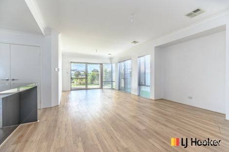 Property photo of 12 Barro Bend Yanchep WA 6035