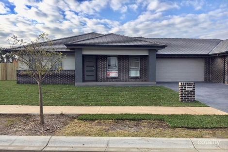 13 Heritage Way, Glen Alpine, NSW 2560