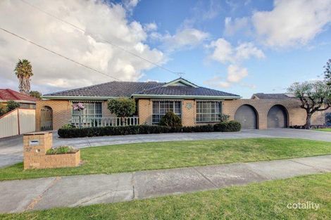 Property photo of 27 The Crossway Keilor East VIC 3033