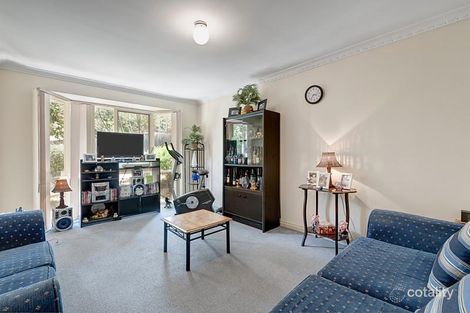 Property photo of 2/17 Warwick Road Greensborough VIC 3088