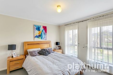 Property photo of 6 Vincent Court Munno Para West SA 5115