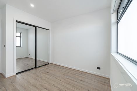 Property photo of 36 Truscott Avenue Roxburgh Park VIC 3064