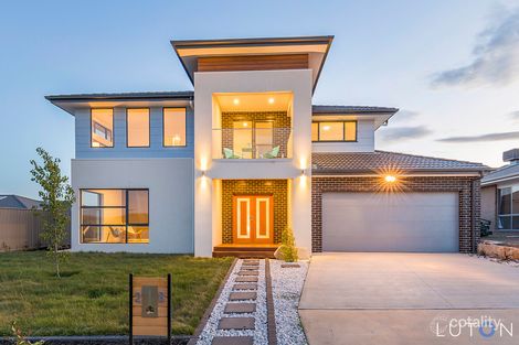 28 Ken Tribe St, Coombs, ACT 2611