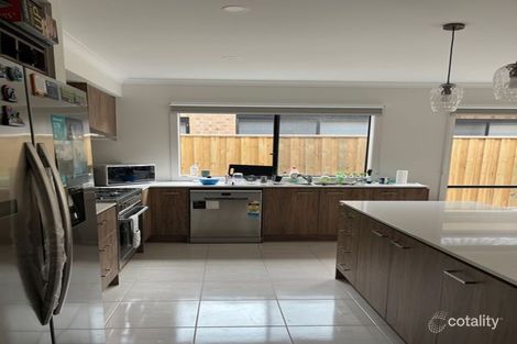 Property photo of 65 Shipwright Parade Werribee VIC 3030