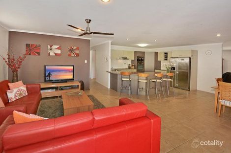 Property photo of 18 Oakdale Circuit Currimundi QLD 4551