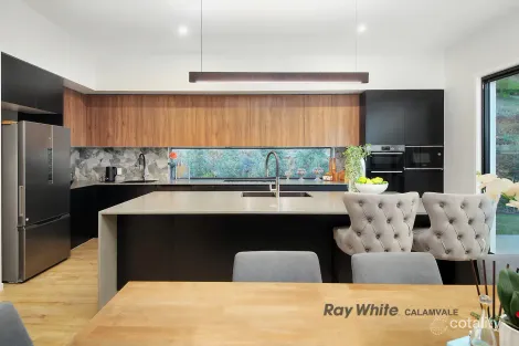Property photo of 35 Winrock Street Brookfield QLD 4069