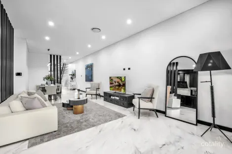 Property photo of 19A Crossland Street Merrylands NSW 2160