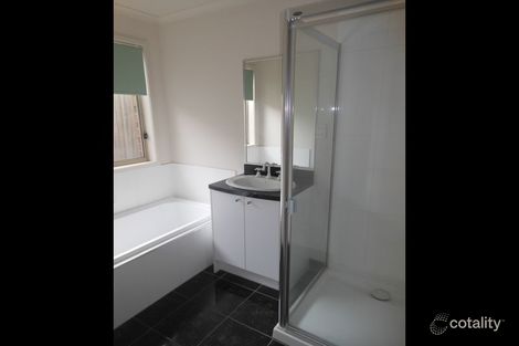 Property photo of 8 Jennings Court Narre Warren South VIC 3805