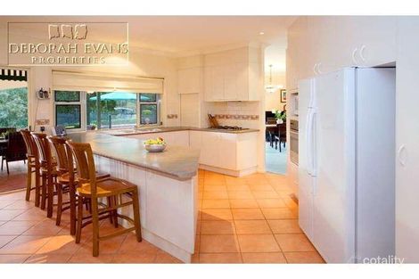 Property photo of 12 Wentworth Place Carindale QLD 4152