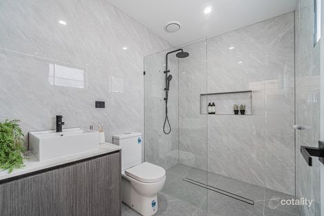Property photo of 38 Truscott Avenue Roxburgh Park VIC 3064