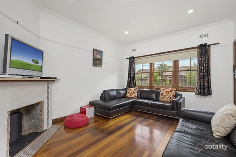 Property photo of 33 Churchill Avenue Newtown VIC 3220