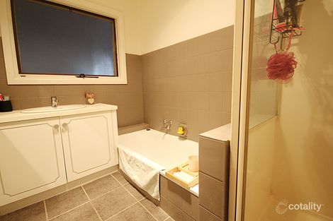 37 Church St, Pimpinio, VIC 3401