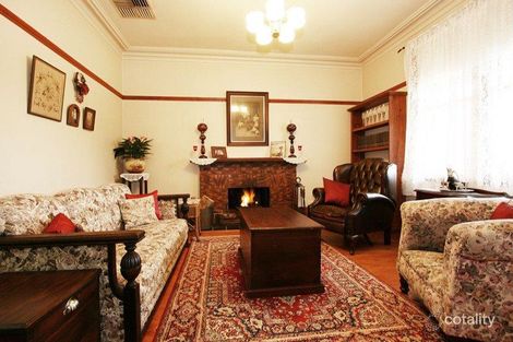 127 Wantirna Rd, Ringwood, VIC 3134