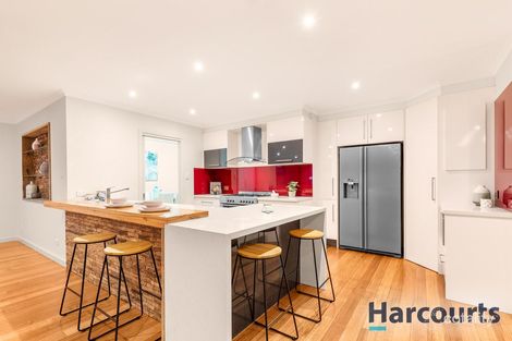 Property photo of 8 Greenock Crescent Wantirna VIC 3152
