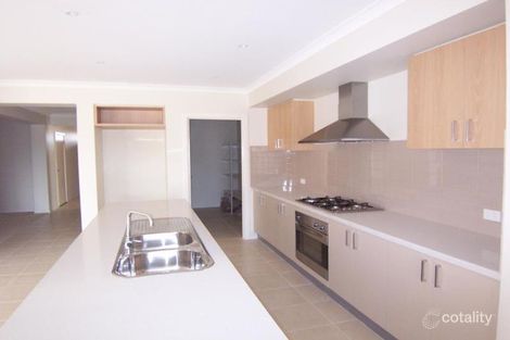Property photo of 14 Grand Place Tarneit VIC 3029