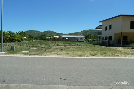 25 Pandanus Dr, Horseshoe Bay, QLD 4819