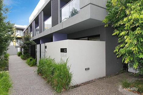 2/82 Cade Way, Parkville, VIC 3052