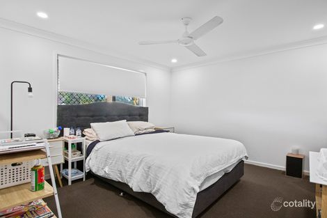 Property photo of 2 Lillee Court Urangan QLD 4655