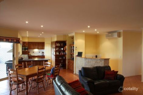 Property photo of 8 Connemara Court Gympie QLD 4570