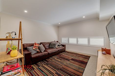 Property photo of 39 Seabreeze Avenue Burns Beach WA 6028