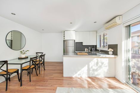 8/80 Wyadra Ave, Freshwater, NSW 2096