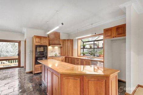 Property photo of 48 Bennett Parade Kew East VIC 3102