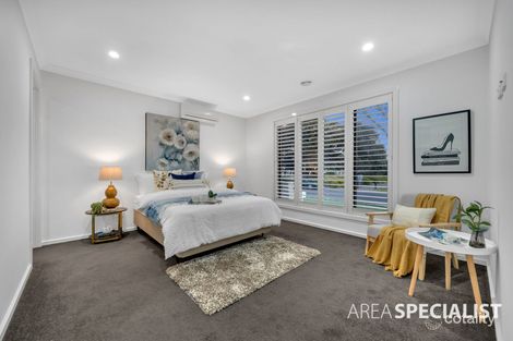 Property photo of 41 Statesman Circuit Cranbourne East VIC 3977