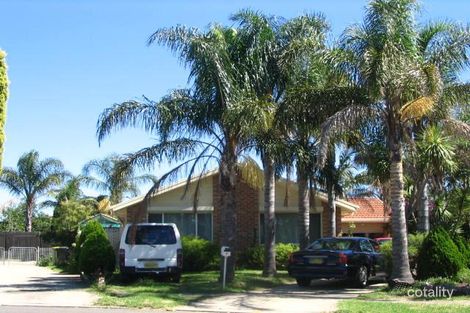 6 Zuni Cl, Bossley Park, NSW 2176