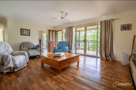 Property photo of 16 Cherwell Crescent Pacific Haven QLD 4659