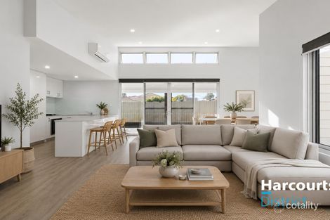 Property photo of 31A Longhurst Way Queens Park WA 6107