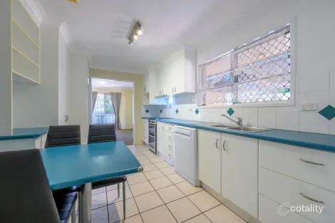 Property photo of 9 Hickory Avenue Kin Kora QLD 4680