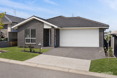 17 GOLDSMITH ST, WOONGARRAH, NSW 2259