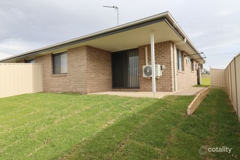 1/140 Muttama Pde, Gobbagombalin, NSW 2650