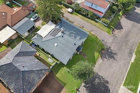 Property photo of 8 Charlton Street Toowoon Bay NSW 2261