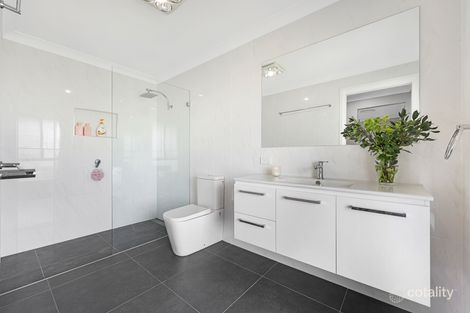 Property photo of 92 Verdelho Drive North Tamworth NSW 2340